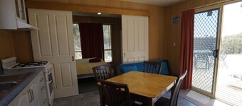 Platypus Cabin - Mt Rumney Escapes