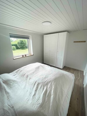 3 habitaciones, tabla de planchar con plancha y wifi gratis