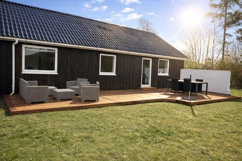 Lovely cottage close to beach and forest