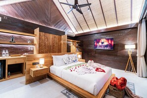 1 chambre, coffres-forts dans les chambres, bureau, Wi-Fi gratuit