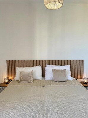 3 bedrooms, iron/ironing board, Internet