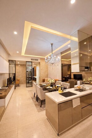 55 インチのスマートテレビ (デジタル放送視聴可)、Netflix、DVD プレーヤー