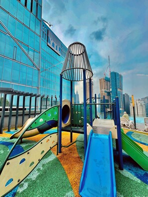 Children’s play area – outdoor - Dorsett Residence by crystal (Kuala Lumpur)