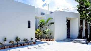 Ngoại thất