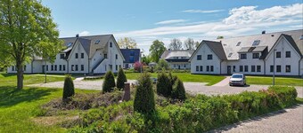 strandnahe FeWo mit Balkon, Schwimmbad- und Saunanutzung - Rex Rugia H-1010 -
