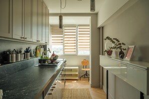 Private kitchen - Floreasca Park Apartment (București)