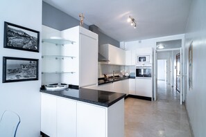 Fridge, microwave, oven, dishwasher