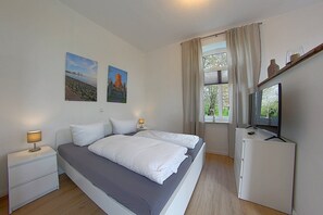1 quarto, berço de viagem, Wi-Fi, roupa de cama