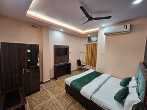 Deluxe Double Room, City View | Soundproofing, free WiFi - Hotel assi river  (Varanasi)