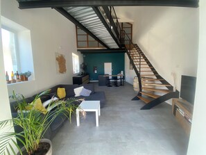 Smart TV - Cosy loft (Cognac)