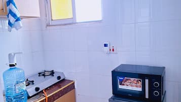 Microondas y parrilla de estufa