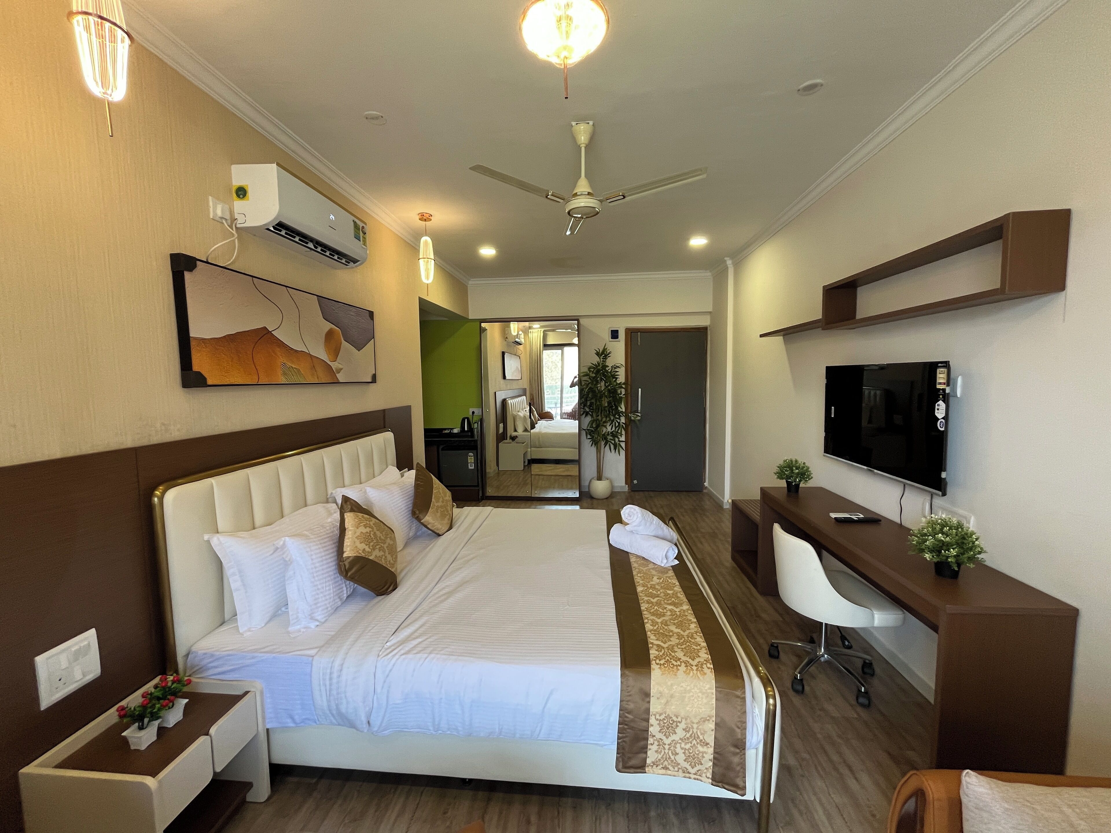 Premium Jacuzzi Suite