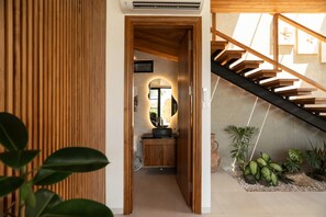 Deluxe Villa, Balcony, Pool View | Bathroom - Ben's Villa 2 by Alfred in Bali (Kerobokan)