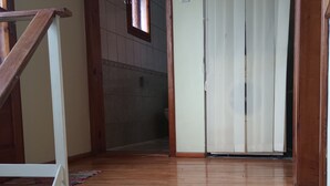 單棟房屋, 2 間臥室, 吸煙房, 露台 | 浴室