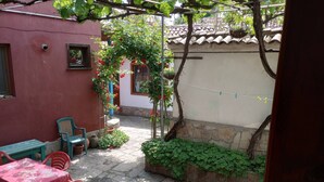 單棟房屋, 2 間臥室, 吸煙房, 露台 | 花園