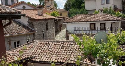 Awesome Location! Probably the Best in the Old Town