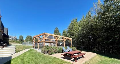 Kimberley 2BR-Ski-Hike-Golf-Hot Tub-Pool