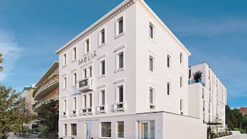 บริเวณภายนอก