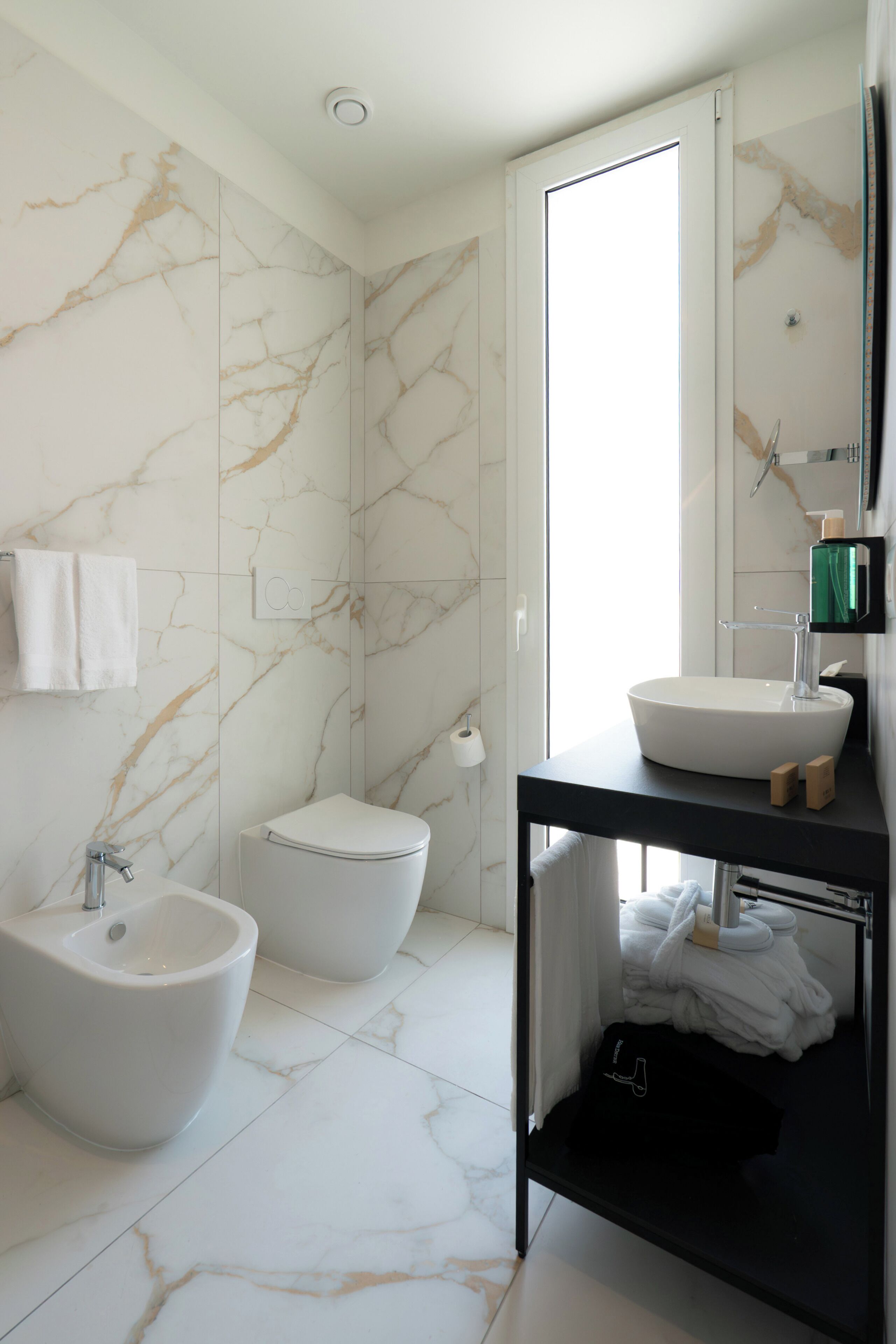Meliá Room with Terrace | Bathroom