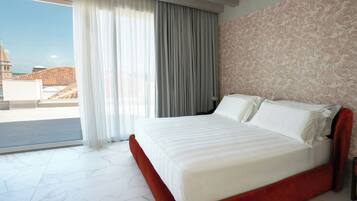 ジュニア スイート | 高級寝具、ミニバー、セーフティボックス (室内)、デスク