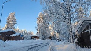 House, 1 Bedroom, Balcony | Property grounds - Cozy Forest Retreat in Kuopio - Perfect for Families & Work Trips (Kuopio)