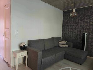 Hus, 1 soverom, balkong | Oppholdsrom