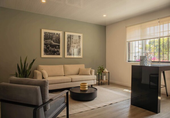 Televisio, työhuone