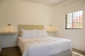 1 slaapkamer, een strijkplank/strijkijzer, wifi, beddengoed