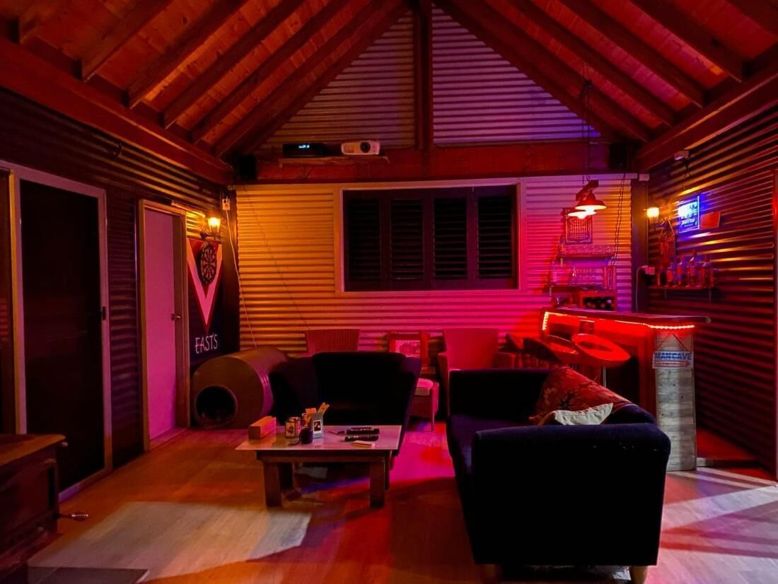 Cabin, 2 Bedrooms, Terrace, Garden View | Living room