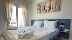 Room, 2 Bedrooms, Balcony, City View - Room-villa Maria Lux Apartments by Bookv (Nea Propontida)