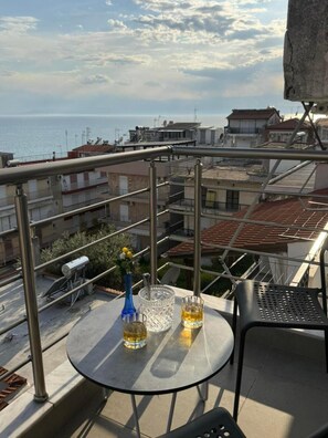 Værelse - 2 soveværelser - balkon - byudsigt | Balkon