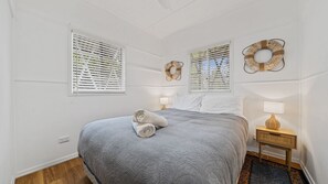 4 chambres, fer et planche à repasser, Wi-Fi gratuit, draps fournis