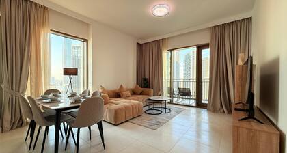 Dancenter Luxury 2 BR at Creek Side