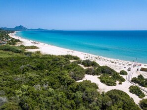 Beach - Nicolaus Prime Villas   (Castiadas)