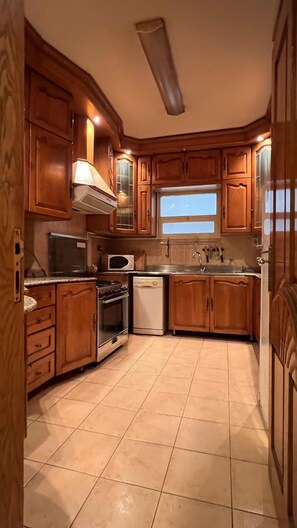 Private kitchen - Cozy 2-bedroom apartment in serene Cairo (Cairo Governorate)