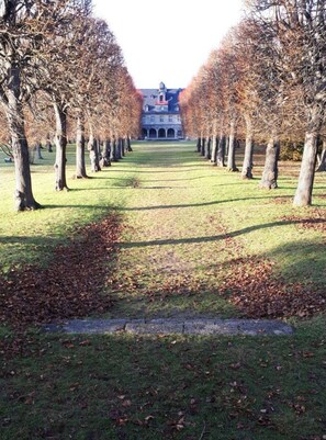 Property grounds - Am Wald Comfortable Holiday Residence (Unterwellenborn)