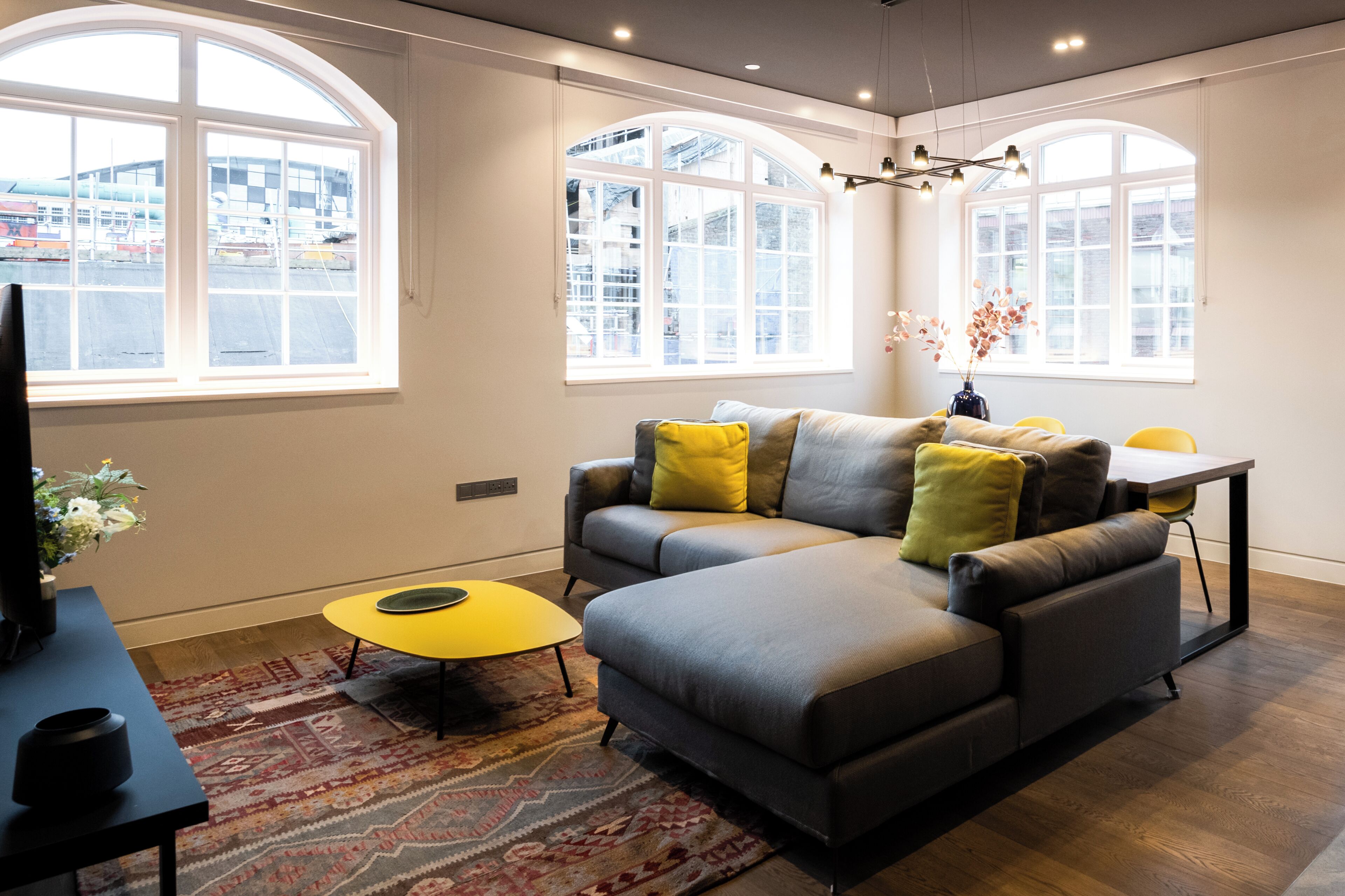 Apartamento estándar | Zona de estar | Una televisión de pantalla plana