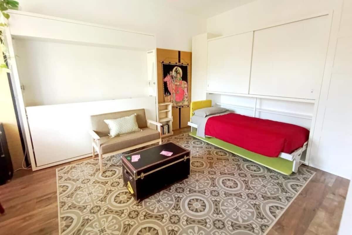 Twin kamer, 1 slaapkamer, uitzicht op tuin | Individueel gedecoreerd, individueel gemeubileerd, een bureau