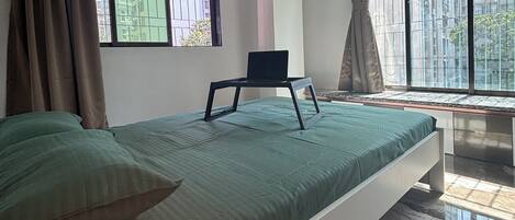 1 bedroom, iron/ironing board, WiFi, bed sheets