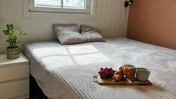2 bedrooms