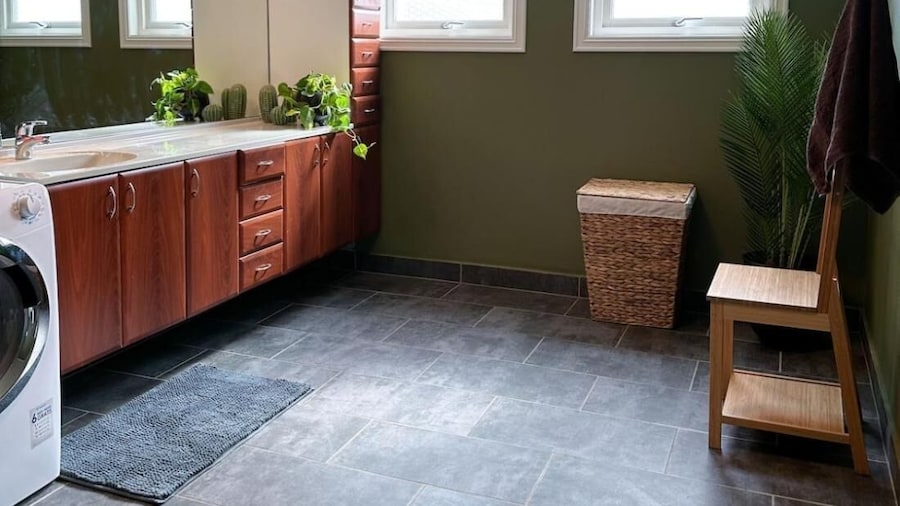 City Centre Treehouse With Backyard