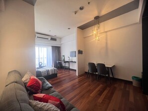 1 bedroom, WiFi, bed sheets - Pyramid Spacious Lovely Couple Suites双威城公寓式套房 (Petaling Jaya)