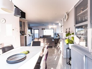 House | Dining - Lagunenhaus Joy Comfortable Holiday Residence (Neukieritzsch)