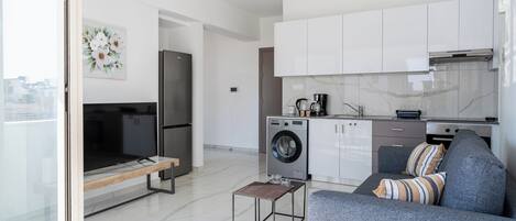 Studio, 1 Double Bed with Sofa bed, Kitchen, City View | Living area | 46-inch Smart TV with digital channels, streaming services