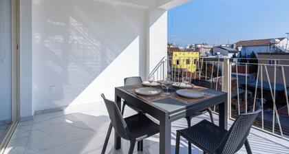 Rosemont Studio With Balcony in Larnaca