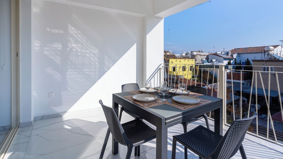 Rosemont Studio With Balcony in Larnaca