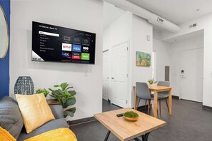 TV, offices - CozySuites Classy 1BR in Downtown Pitts #11 (Pittsburgh)