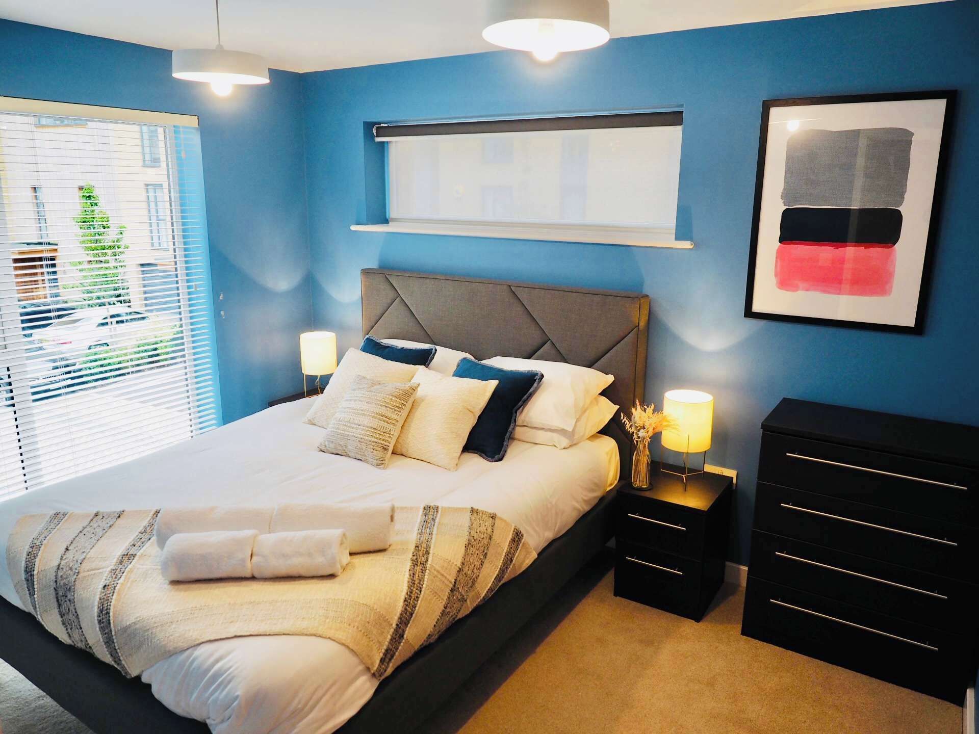 3 bedrooms, desk, iron/ironing board, WiFi