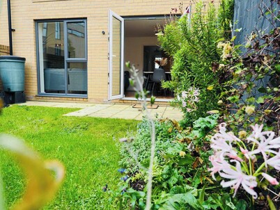 Modern Home in Taunton with Sunny Garden