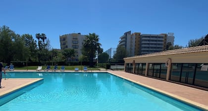 Holidays Praia da Rocha Portimão Family apartment 250m from Praia da Rocha,